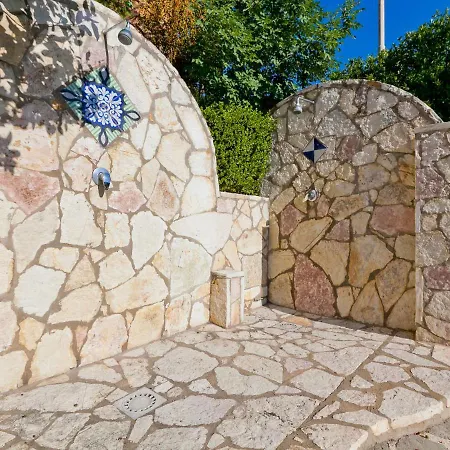 Apartament Bouganville Di Patrizia By Interhome